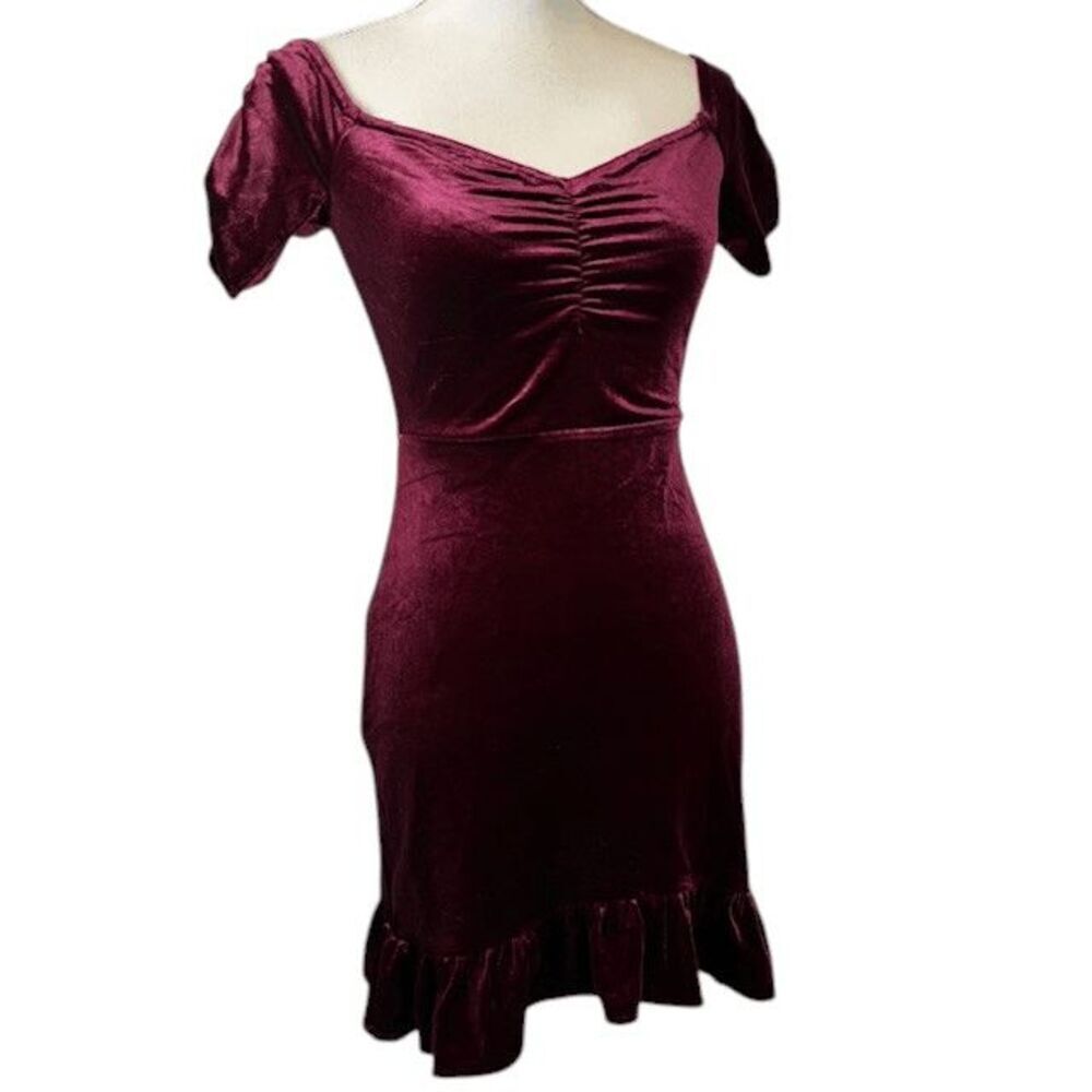 Privacy Please Riley Burgundy Maroon Velvet Ruffle Hem Mini Dress Size Small - Picture 2 of 14